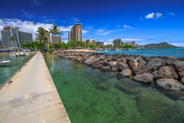 Panoramę plaży Waikiki — Zdjęcie stockowe