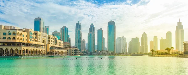 Panorama Burj Khalifa gebied — Stockfoto