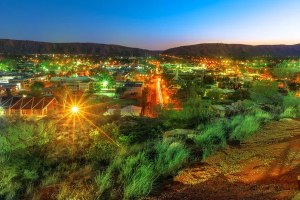 Alice Springs vista aerea di notte — Foto Stock