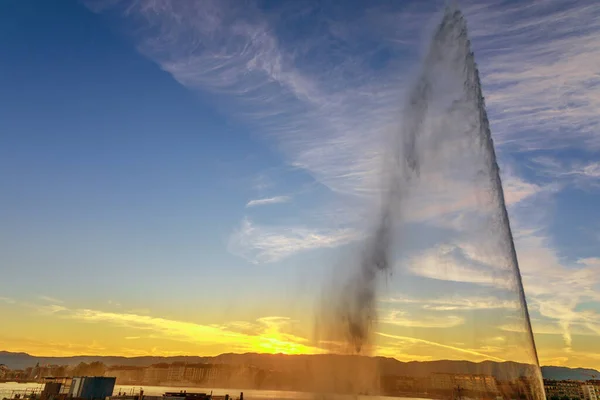 Fuente de chorro de agua Ginebra — Foto de Stock