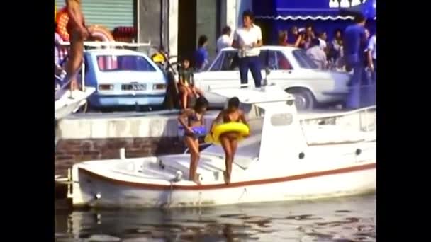 Archiwalne wydarzenie letnie Cesenatico w latach siedemdziesiątych — Wideo stockowe