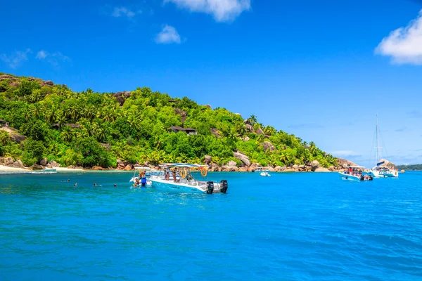 Isla de Seychelles snorkeling — Foto de Stock