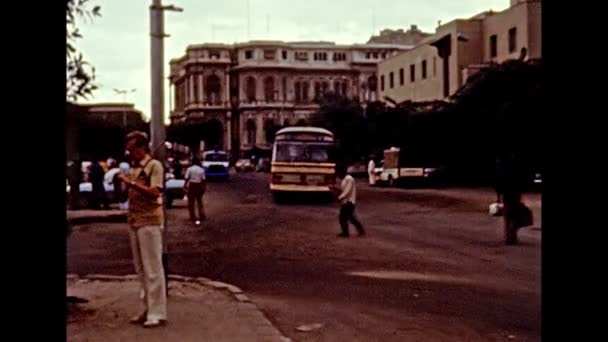 Tachtiger jaren archief Tahrir Plein van Cairo — Stockvideo