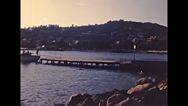 Archiwalny port miejski Rapallo w latach 80. — Wideo stockowe