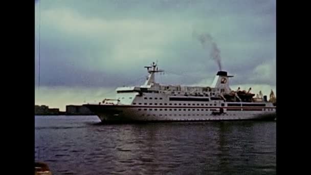 Archival of MS Berlin cruise ship in 1980s — Stock Video