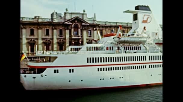 Archival of MS Berlin cruise ship in 1980s — Stock Video