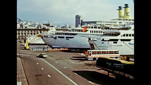 Archiviazione del porto di Genova negli anni Ottanta — Video Stock