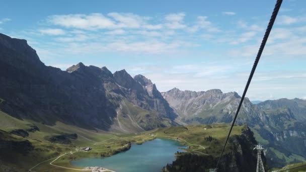 スイスのエンゲルベルク渓谷 — ストック動画