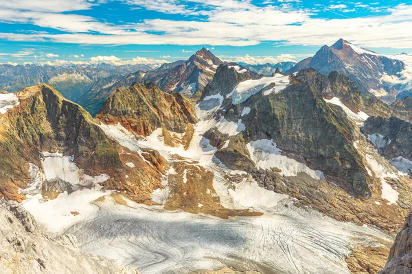 Панорама Альп Ури в Швейцарии — стоковое фото