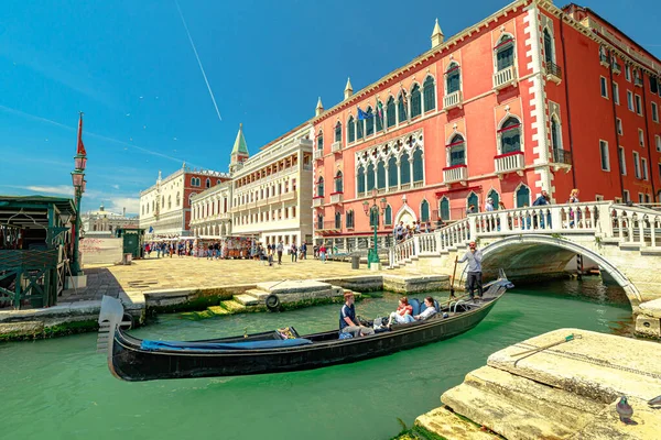 Venice Saint Mark trip by boat — Stock Photo, Image