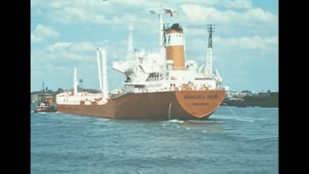 1970年代のニューヨークタンカー油船 — ストック動画