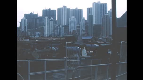 Historické rybářské lodě v Hong Kongu 1980 — Stock video