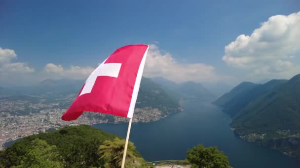Lugano San Salvatore的瑞士国旗 — 图库视频影像