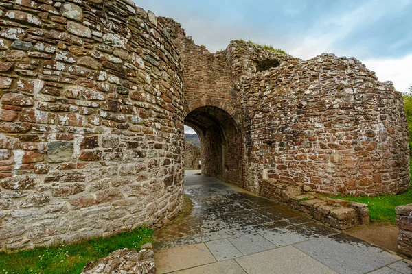 Urquhart Loch Ness Castle gatehouse — Stock Photo, Image