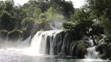 Skradinski Buk Şelalesi
