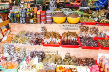 geleneksel bir pazarın 