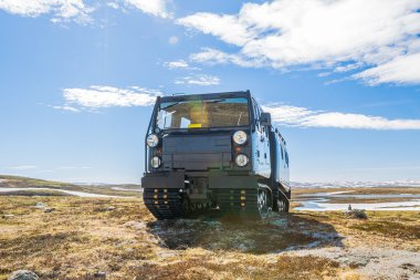 Snowcat Önden Görünüm