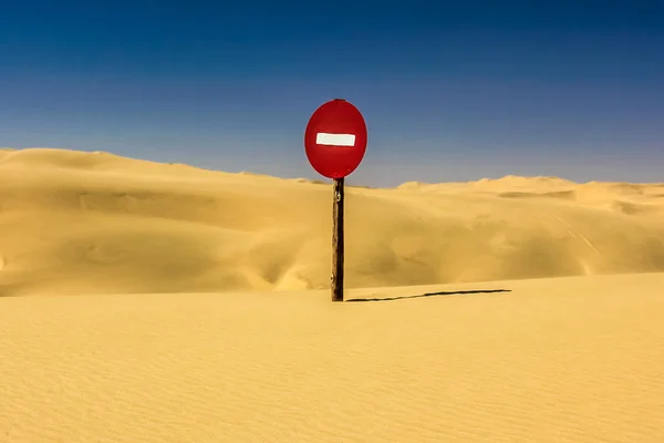 Desert Warning sign — Stock Photo, Image