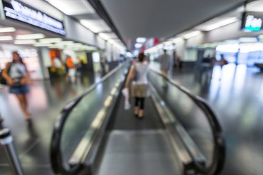 hareketli yürüyen merdiven