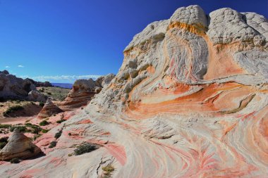 Kanab yakınlarındaki White Pocket 'de renkli kaya oluşumları.