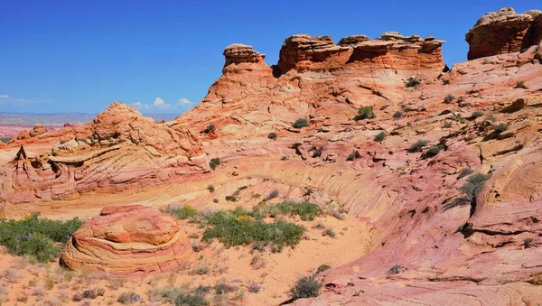 Kanab yakınlarındaki Coyote Buttes Güney 'de renkli kaya oluşumları.