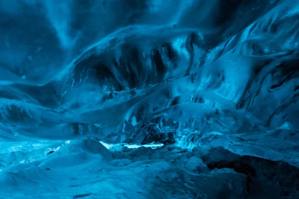 İzlanda'daki buz Mağarası