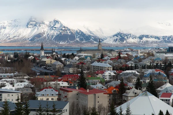 Vue de Reykjavik depuis le sommet du Perlan — Photo