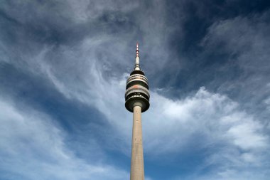 Olympia parkında Olympia Kulesi