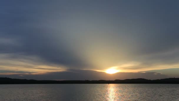 Coucher de soleil et rivières — Video