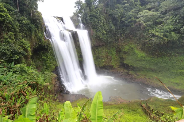 Cachoeira Tad Yueng — Fotografia de Stock