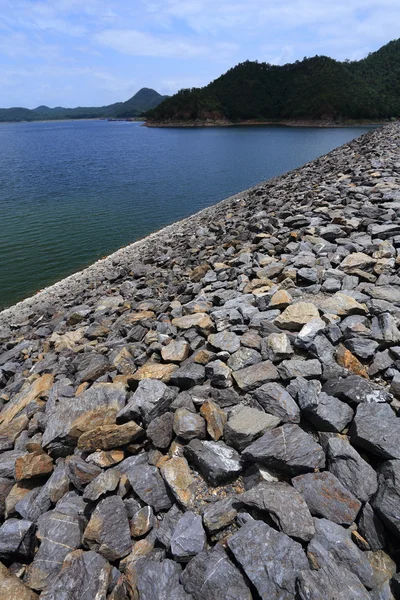 Srinakarin dam — Stockfoto