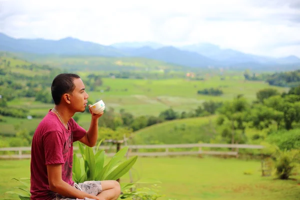 Man and Rice terraces — Stock Photo, Image