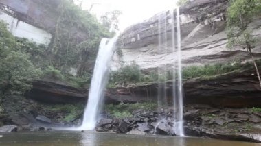 Huay Luang şelale Ubonratchathani Tayland at