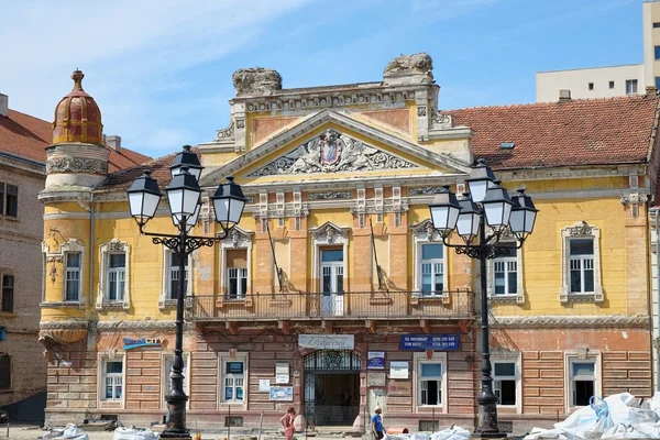 Palazzo Timisoara "Casa con leoni" In Union Square, Romania — Foto Stock