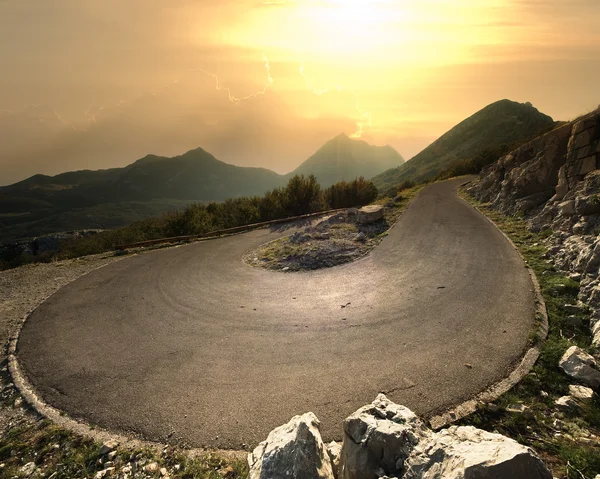 Montanha Hairpin, Montenegro — Fotografia de Stock