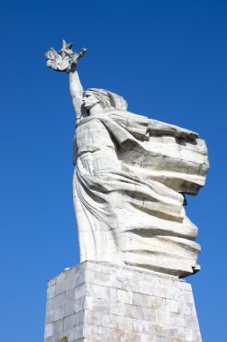 Tiran, Arnavutluk Ulusal Şehitler mezarlığı