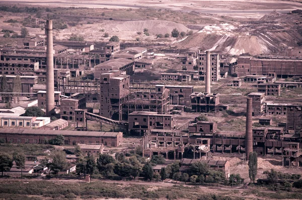 Paisaje industrial en decadencia — Foto de Stock