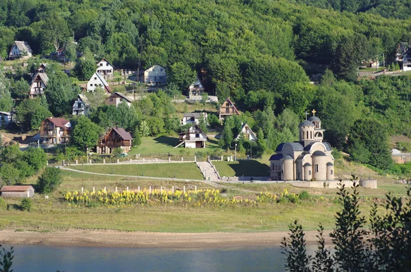 Pueblo de Mavrovo en el Parque Nacional, República de Macedonia —  Fotos de Stock