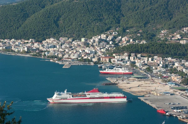 Hamnen i igoumenitsa — Stockfoto