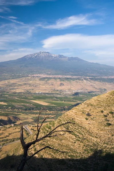 Sicilian Hinterland And Volcano Etna — Stock Photo, Image