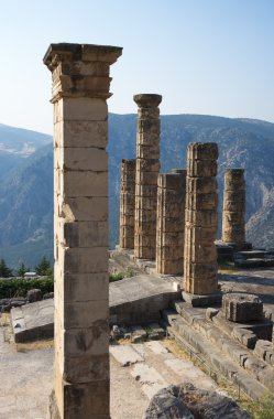 Delfi Apollon Tapınağı