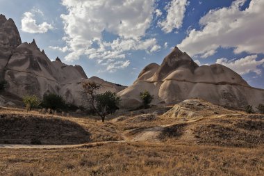 Taş sütunlar 04 oluşumu