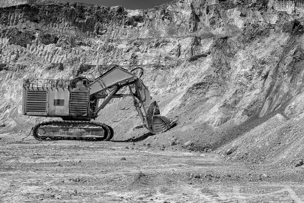 Cooper mine - dagbrott 7 mono — Stockfoto