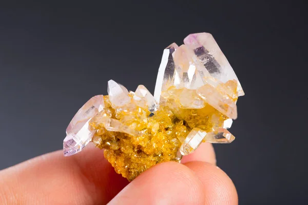 ametist mineral numunesi kristal kuvars taş numunesi