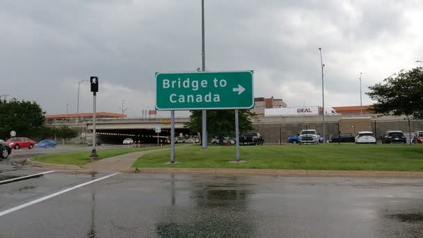 Puente Canadá Señal Tráfico Entrada Del Puente Blue Water Port — Vídeos de Stock