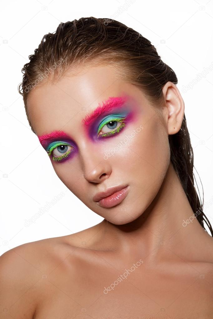 model  with  beautiful art make-up