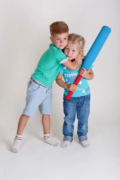 Boy hugging a girl — Stock Photo, Image