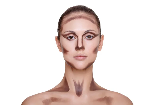 Ženský model ukazuje, jak správně aplikovat make-up — Stock fotografie
