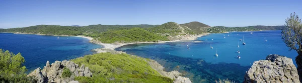 Strände an der französischen Riviera, Aussicht in der Nähe von Saint-Tropez — Stockfoto