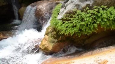 su hareketi - Fransız rivierası nehir